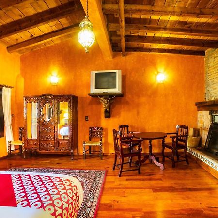 Oyo Hotel El Mineral, Tlalpujahua de Rayón Exteriér fotografie